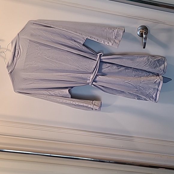 EUC s.S-M J.Crew bathrobe - Picture 3 of 5